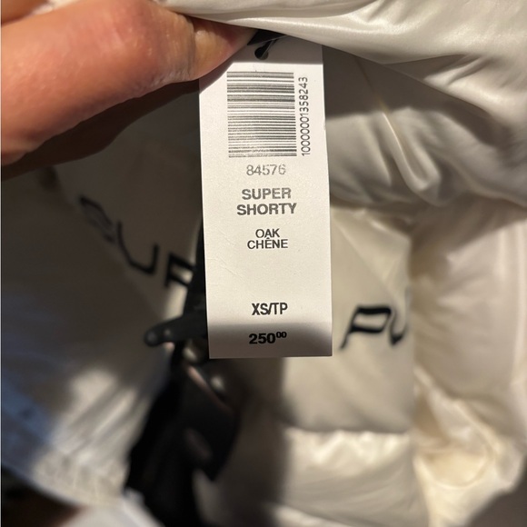 Aritzia Super Puff Shorty Cushcord - Picture 5 of 7